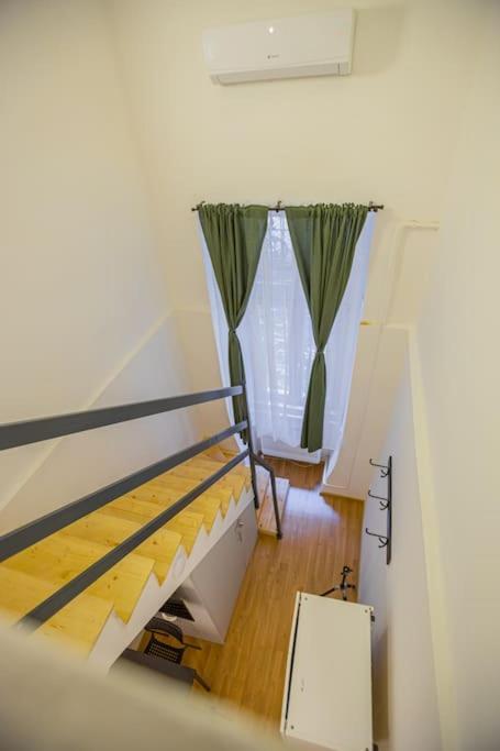 Cute Gallery Flat In Dob Str, Mars Budapeste Exterior foto